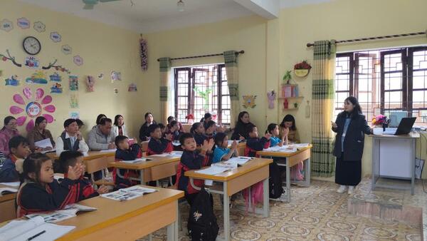 XÃ VĂN LÃNG TỔ CHỨC CHƯƠNG TRÌNH BỒI DƯỠNG SINH HOẠT CHUYÊN ĐỀ CHƯƠNG TRÌNH GIÁO DỤC PHỔ THÔNG 2018