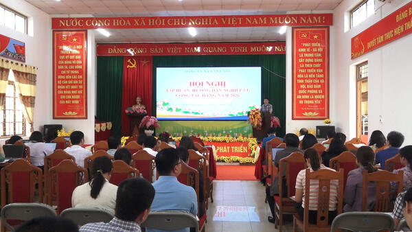 ĐẢNG ỦY XÃ VĂN LÃNG TẬP HUẤN, HƯỚNG DẪN NGHIỆP VỤ CÔNG TÁC ĐẢNG NĂM 2026