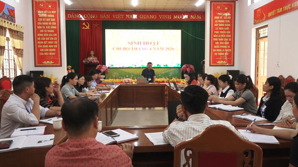 cHI BỘ UBND XÃ VĂN LÃNG TỔ CHỨC SINH HOẠT THƯỜNG KỲ VÀ SINH HOẠT CHUYÊN ĐỀ THÁNG 4 NĂM 2026