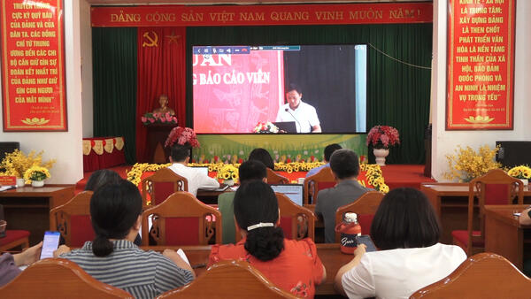 XÃ VĂN LÃNG THAM DỰ TẬP HUẤN CÔNG TÁC TUYÊN TRUYỀN MIỆNG, HOẠT ĐỘNG BÁO CÁO VIÊN