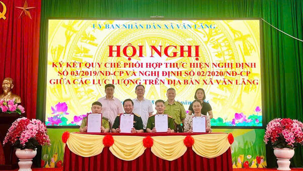 XÃ VĂN LÃNG TỔ CHỨC HỘI NGHỊ KÝ KẾT QUY CHẾ PHỐI HỢP THỰC HIỆN CÁC NGHỊ ĐỊNH CỦA CHÍNH PHỦ
