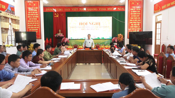 XÃ VĂN LÃNG KHẢO SÁT PHƯƠNG ÁN SẮP XẾP CÁC ĐƠN VỊ THÔN