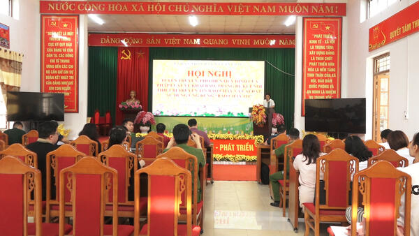 XÃ VĂN LÃNG TỔ CHỨC HỘI NGHỊ TUYÊN TRUYỀN PHỔ BIẾN CÁC QUY ĐỊNH CỦA PHÁP LUẬT VỀ KHAI BÁO, TRANG BỊ, KẾT NỐI THIẾT BỊ TRUYỀN TIN BÁO CHÁY VÀ CÀI ĐẶT ỨNG DỤNG “ BÁO CHÁY 114”