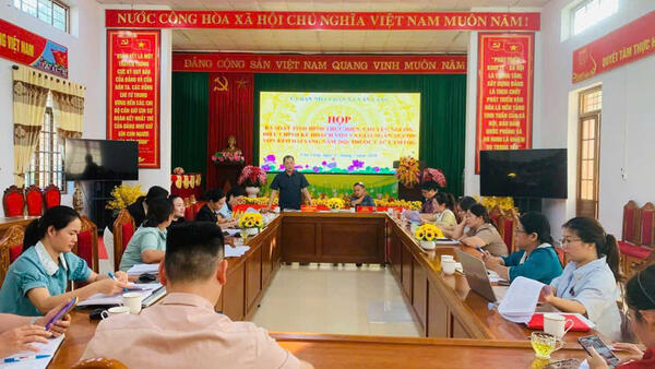 UBND XÃ VĂN LÃNG TỔ CHỨC HỌP RÀ SOÁT TIẾN ĐỘ THỰC HIỆN CÁC CHƯƠNG TRÌNH MỤC TIÊU QUỐC GIA