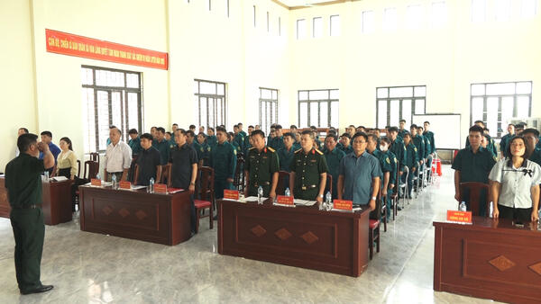 UBND XÃ VĂN LÃNG TỔ CHỨC KHAI MẠC HUẤN LUYỆN DÂN QUÂN NĂM 2026