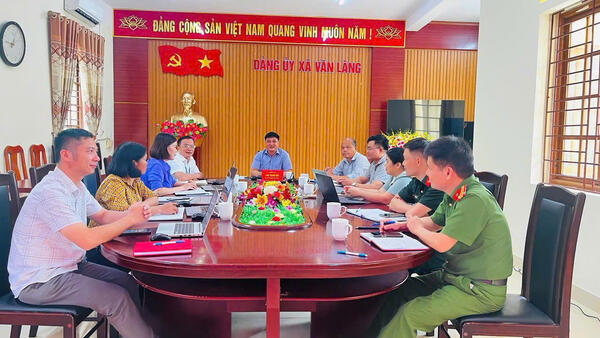 ĐẢNG ỦY XÃ VĂN LÃNG TIẾP SÓNG HỘI NGHỊ BÁO CÁO VIÊN CẤP TỈNH THÁNG 7 NĂM 2026