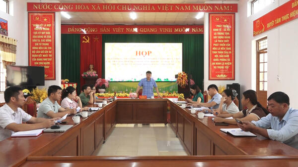 UBND XÃ VĂN LÃNG HỌP XÉT THỐNG NHẤT PHƯƠNG ÁN BỐ TRÍ TÁI ĐỊNH CƯ PHỤC VỤ DỰ ÁN CAO TỐC ĐỒNG ĐĂNG – TRÀ LĨNH