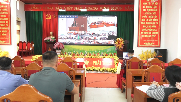 VĂN LÃNG THAM DỰ HỘI NGHỊ TẬP HUẤN ĐIỀU TRA THU NHẬP BÌNH QUÂN ĐẦU NGƯỜI VÀ TỔNG GIÁ TRỊ SẢN PHẨM TRÊN ĐỊA BÀN XÃ